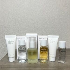 Mixsoon Bean Essence, Cleansing Oil & Cream, Centella, Galactomyces Bundle